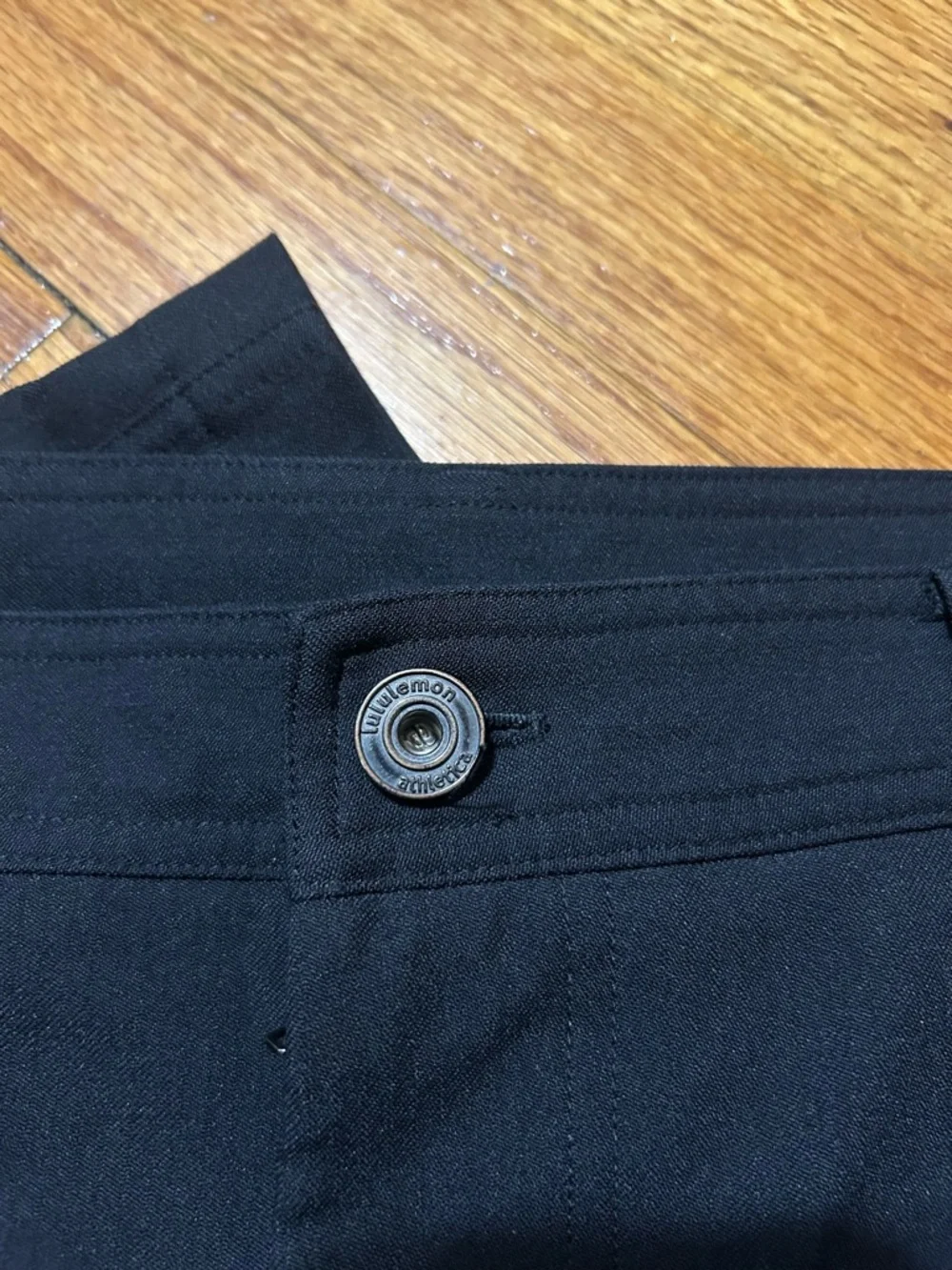 Lululemon Athletica Men's Black Commute Flat Front Golf Short Size 38 - Picture 9 of 9
